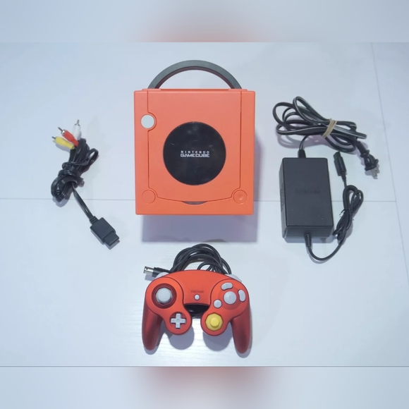 Warm Red Nintendo GameCube Console DOL-001 (USA) w/ OEM Metallic Red Controller